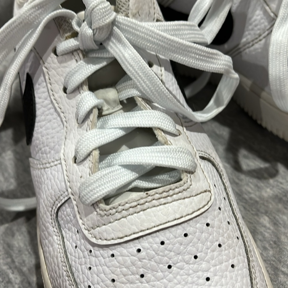 Nike Air Force 1  - Size 7Y - UK6 - White Black Leather - Nice Condition - Picture 11 of 12